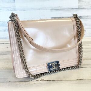 💖SOFT PINK PATENT LARGE CHANEL BOY BAG💖